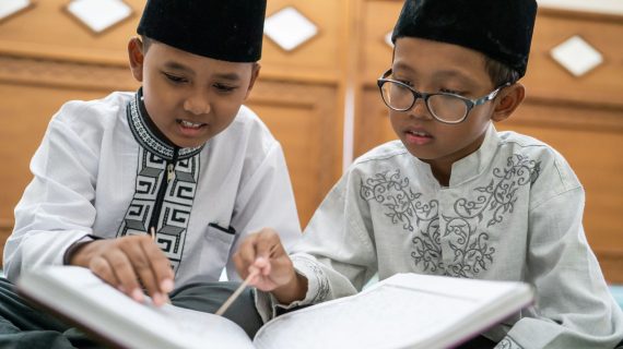 Indonesia Bisa Ngaji: Komitmen Berantas Buta Huruf Alquran
